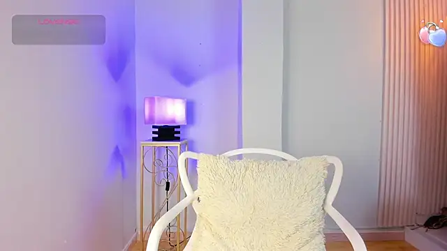 Snapshot of alana_rossetti chatting on July 15, 2026, 7:10 pm alana rossetti online show from July 15, 2026, 7:10 pm