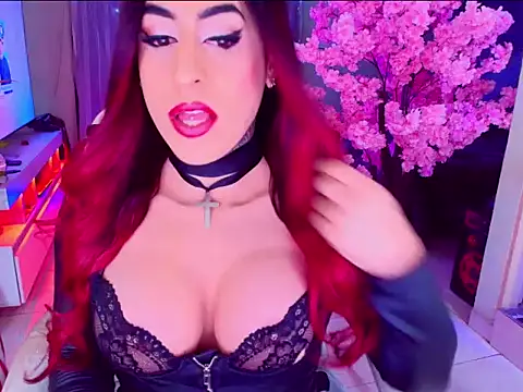 latexgoddes online show from November 27, 2025, 1:17 am