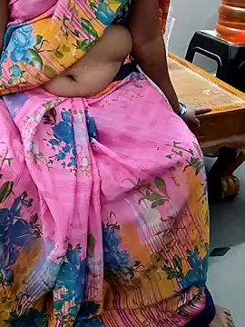 Snapshot of laxmitelugu78 chatting on January 28, 2025, 10:34 am laxmitelugu78 online show from January 28, 2025, 10:34 am