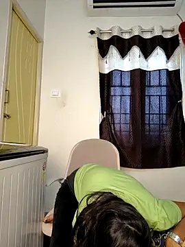 Snapshot of smiley_telugu chatting on November 13, 2025, 7:34 am smiley telugu online show from November 13, 2025, 7:34 am