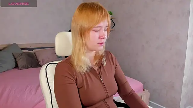 Snapshot of Amy_Kimberlly chatting on November 11, 2025, 11:53 pm Amy Kimberlly online show from November 11, 2025, 11:53 pm