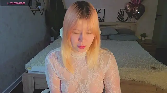 Snapshot of Amy_Kimberlly chatting on March 3, 2026, 12:39 am Amy Kimberlly online show from March 3, 2026, 12:39 am