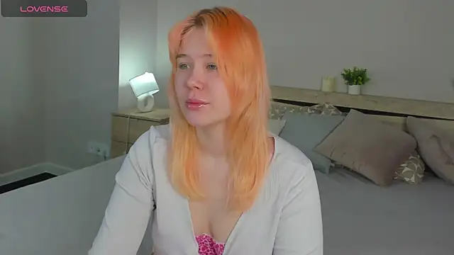 Snapshot of Amy_Kimberlly chatting on February 6, 2026, 11:34 pm Amy Kimberlly online show from February 6, 2026, 11:34 pm