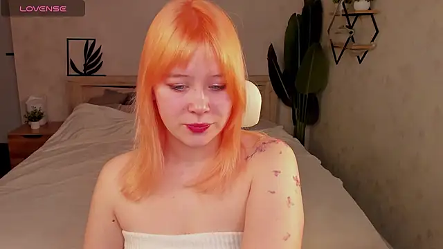 Amy Kimberlly online show from December 18, 2025, 12:49 am