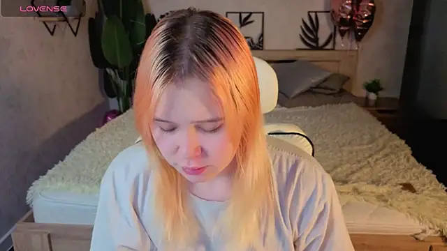 Snapshot of Amy_Kimberlly chatting on March 8, 2026, 12:38 am Amy Kimberlly online show from March 8, 2026, 12:38 am