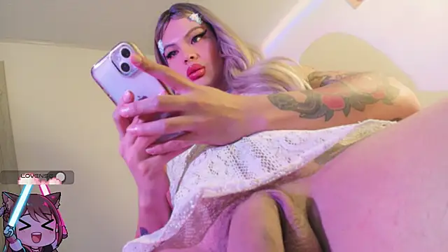 REBECA VALENTINE online show from February 6, 2026, 3:24 am