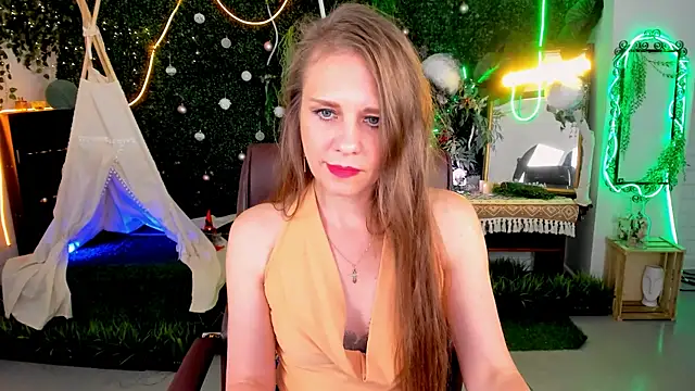 Snapshot of EmiliaBedy chatting on May 16, 2026, 10:36 am EmiliaBedy online show from May 16, 2026, 10:36 am