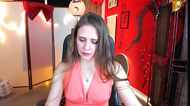 Snapshot of EmiliaBedy chatting on February 8, 2026, 9:07 am EmiliaBedy online show from February 8, 2026, 9:07 am