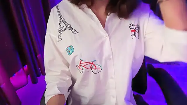 Snapshot of Aapsara_ chatting on October 22, 2025, 5:56 pm Aapsara online show from October 22, 2025, 5:56 pm