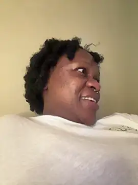 Boneca25 online show from January 31, 2026, 7:23 pm