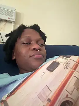 Boneca25 online show from February 4, 2026, 1:06 pm