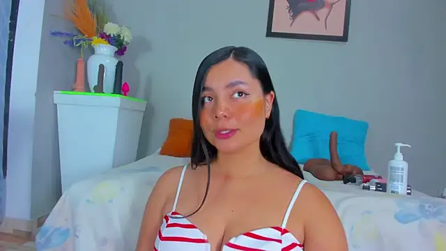 Snapshot of evaa_greey chatting on November 24, 2025, 9:59 pm evaa greey online show from November 24, 2025, 9:59 pm