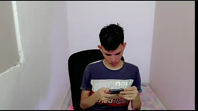 Alexxx lov online show from February 26, 2025, 12:38 pm