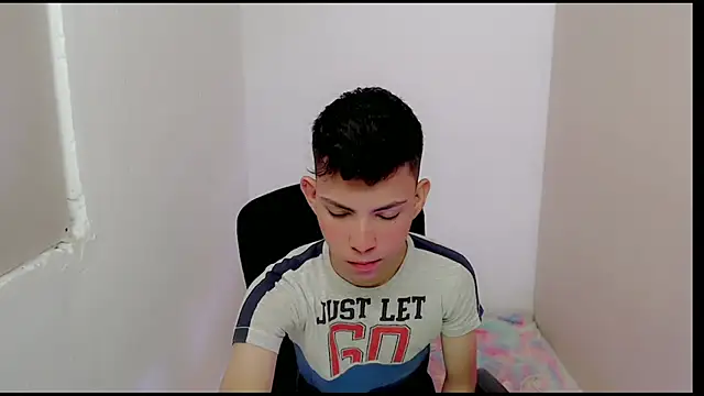 Alexxx lov online show from February 25, 2025, 12:38 pm