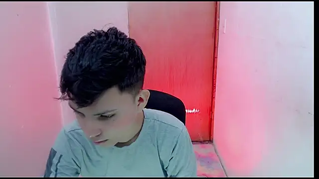 Alexxx lov online show from February 15, 2025, 12:22 pm