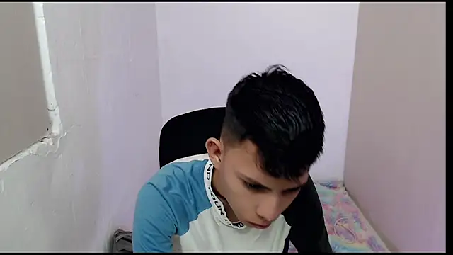 Alexxx lov online show from February 27, 2025, 12:34 pm