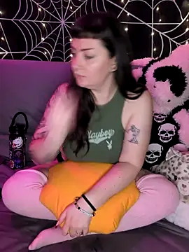 Snapshot of goblingirl888 chatting on March 18, 2026, 10:54 pm goblingirl888 online show from March 18, 2026, 10:54 pm