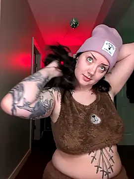 Snapshot of goblingirl888 chatting on February 25, 2026, 6:57 am goblingirl888 online show from February 25, 2026, 6:57 am