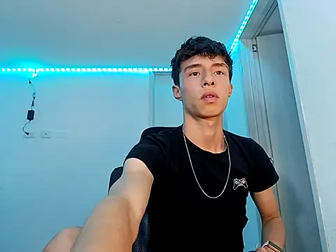 Juanmres online show from October 11, 2025, 3:29 am