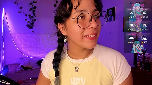 Ludovica6669 online show from March 14, 2025, 3:15 am