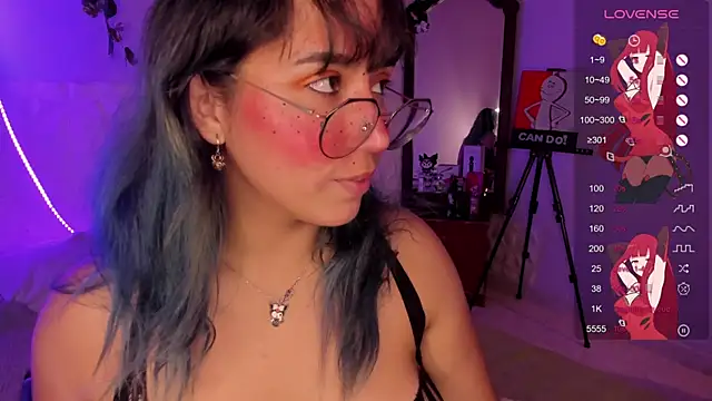 Ludovica6669 online show from February 24, 2025, 12:30 am