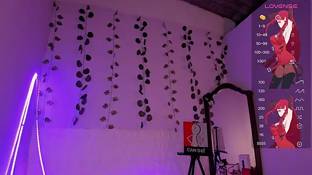 Ludovica6669 online show from February 26, 2025, 9:31 pm