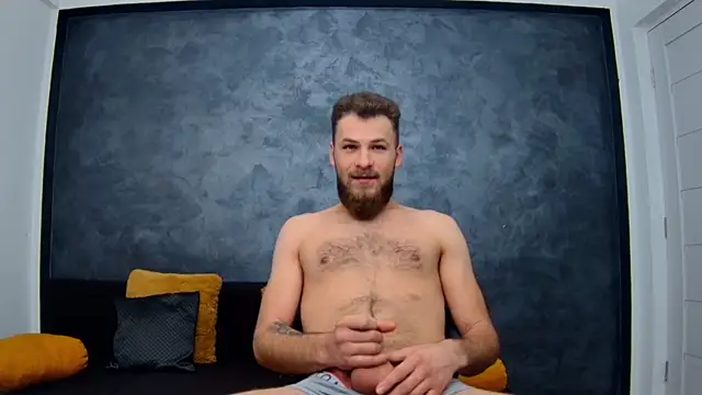 Snapshot of luke_eddisonn chatting on February 1, 2025, 4:46 am luke eddisonn online show from February 1, 2025, 4:46 am