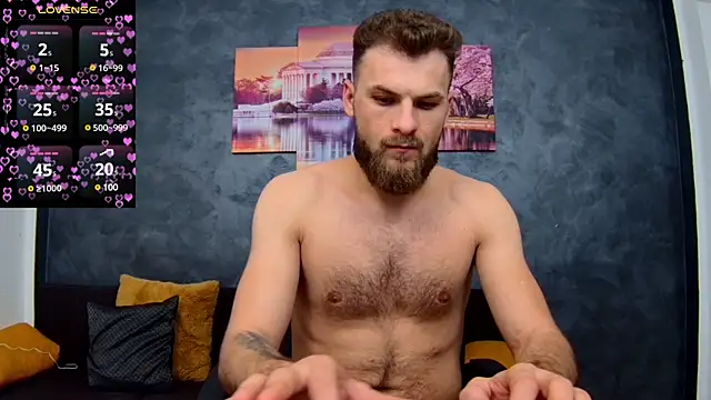 Snapshot of luke_eddisonn chatting on February 14, 2025, 10:17 am luke eddisonn online show from February 14, 2025, 10:17 am