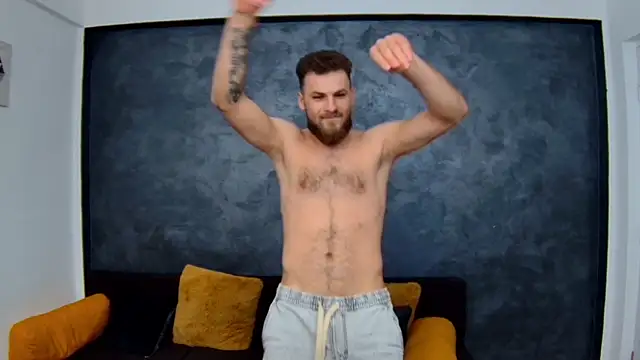 Snapshot of luke_eddisonn chatting on January 28, 2025, 11:28 am luke eddisonn online show from January 28, 2025, 11:28 am