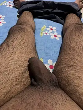 Naughtyy  yy online show from November 16, 2025, 2:11 pm