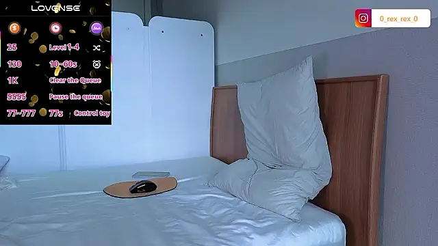 Snapshot of Doh728 chatting on October 9, 2025, 7:31 am Doh728 online show from October 9, 2025, 7:31 am