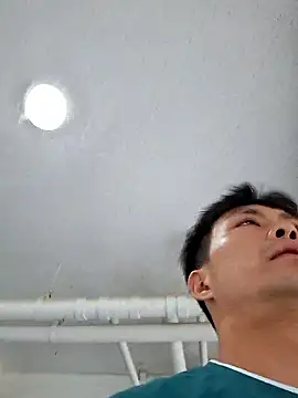 Snapshot of Doh728 chatting on November 7, 2025, 10:57 pm Doh728 online show from November 7, 2025, 10:57 pm