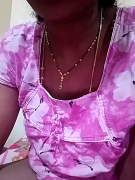 Snapshot of TeluguammayiMahi chatting on December 5, 2025, 6:17 pm TeluguammayiMahi online show from December 5, 2025, 6:17 pm