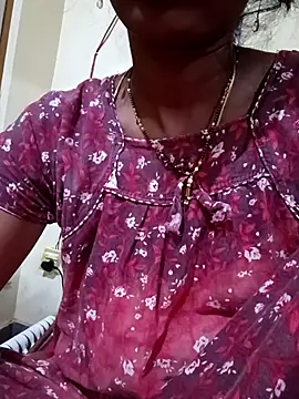 Snapshot of TeluguammayiMahi chatting on November 2, 2025, 12:59 am TeluguammayiMahi online show from November 2, 2025, 12:59 am