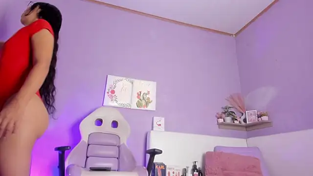 Rossi Mariana online show from October 30, 2025, 12:25 pm