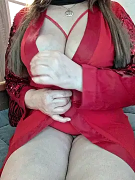 Snapshot of A-mal5 chatting on March 22, 2026, 8:38 am A-mal5 online show from March 22, 2026, 8:38 am