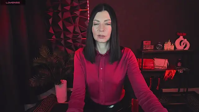 Snapshot of MonicaCheerful chatting on March 8, 2025, 2:40 pm MonicaCheerful online show from March 8, 2025, 2:40 pm