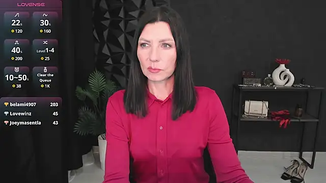 Snapshot of MonicaCheerful chatting on March 1, 2025, 5:49 pm MonicaCheerful online show from March 1, 2025, 5:49 pm