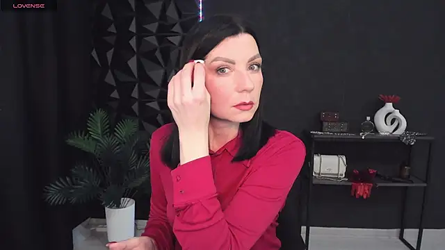 Snapshot of MonicaCheerful chatting on March 2, 2025, 9:21 am MonicaCheerful online show from March 2, 2025, 9:21 am