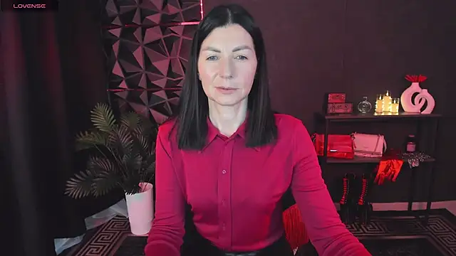 Snapshot of MonicaCheerful chatting on March 8, 2025, 11:37 am MonicaCheerful online show from March 8, 2025, 11:37 am