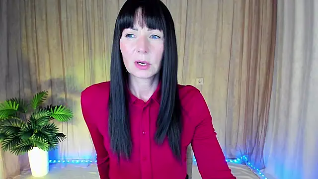 Snapshot of MonicaCheerful chatting on November 5, 2025, 1:03 pm MonicaCheerful online show from November 5, 2025, 1:03 pm