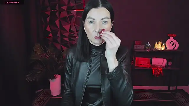 Snapshot of MonicaCheerful chatting on March 12, 2025, 11:21 am MonicaCheerful online show from March 12, 2025, 11:21 am