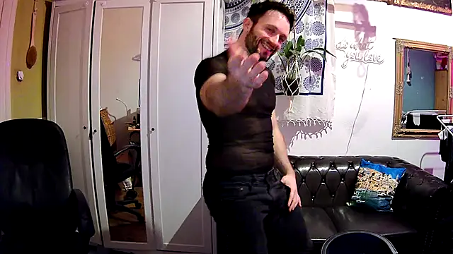 Kleinerabstecher online show from March 2, 2025, 8:03 pm