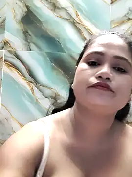 Snapshot of hornysania123 chatting on November 21, 2025, 5:01 pm hornysania123 online show from November 21, 2025, 5:01 pm