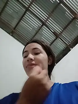 Snapshot of -Nicol chatting on November 2, 2025, 10:09 am -Nicol online show from November 2, 2025, 10:09 am