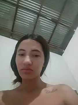 Snapshot of -Nicol chatting on October 24, 2025, 10:03 am -Nicol online show from October 24, 2025, 10:03 am