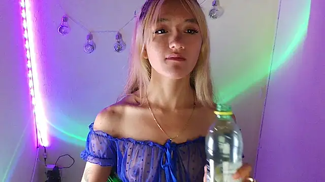 Snapshot of Lya1_ch chatting on March 12, 2026, 9:52 pm Lya1 ch online show from March 12, 2026, 9:52 pm