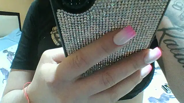 Snapshot of Robexxmia chatting on March 11, 2026, 7:08 pm Robexxmia online show from March 11, 2026, 7:08 pm