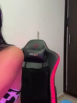 Miss karol online show from December 20, 2025, 2:03 am