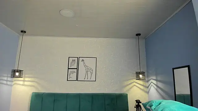 Snapshot of ninna_curly chatting on December 2, 2025, 3:41 am ninna curly online show from December 2, 2025, 3:41 am